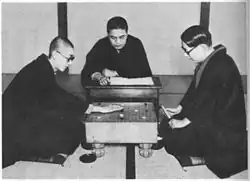 Description de cette image, également commentée ci-après