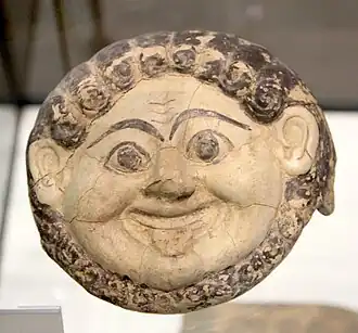 Gorgone décorant une antéfixe. Agrigente. Fin du Ve siècle av. J.-C.