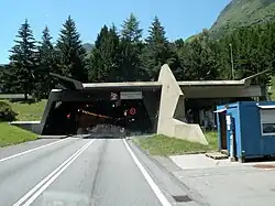 Entrée sud du tunnel, Airolo, Tessin.