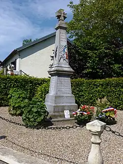 monument aux morts
