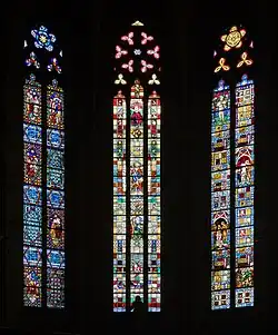 Vitraux du chœur.