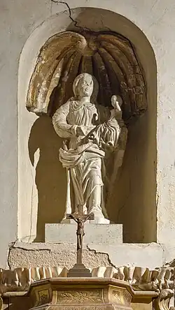 Statue de la Vierge à l'Enfant.