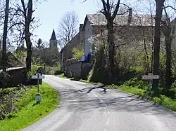 Entrée du Bourg (Le Cheix).