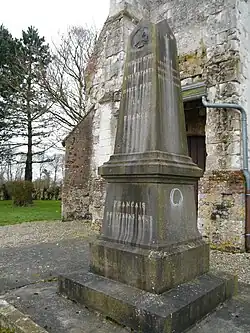 Monument aux morts pour la patrie.