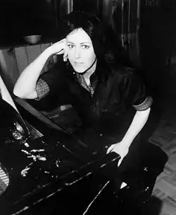 Description de l'image Grace Slick RCA records publicity photo.jpg.