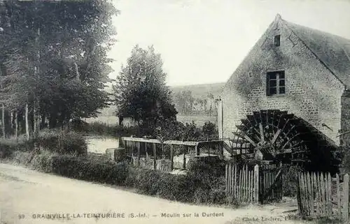 Carte postale ancienne d'un moulin sur la Durdent