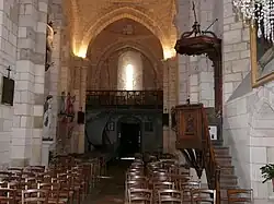 La nef et la tribune.