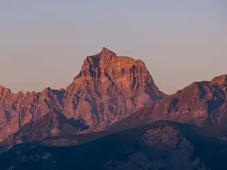 Le Grand Muveran durant le coucher de soleil depuis la dent de Valerette.