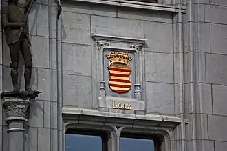 Allège du premier étage : armoiries du comté de Looz.