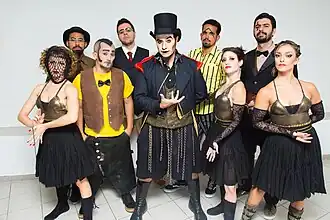 Description de cette image, également commentée ci-après