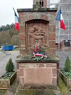 Le monument aux morts.