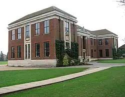 Description de l'image Gresham's School - geograph.org.uk - 1250664.jpg.