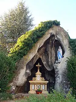 Grotte de Lourdes.