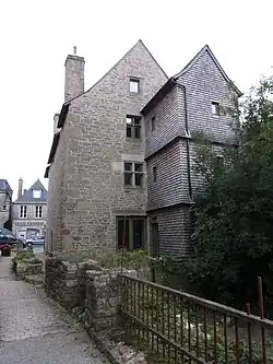 Façade arrière après restauration en 2023.