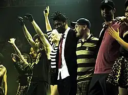 Rappel à un concert de Gwen Stefani.