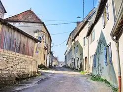 Ruelle du bourg ancien.