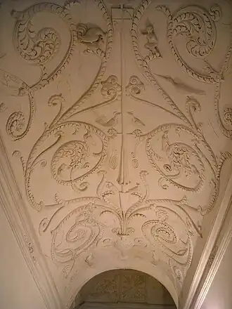 Gypserie de l'escalier