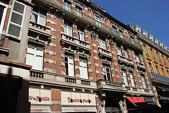 no&nbsp;22 : façade de l'hôtel Thomas.