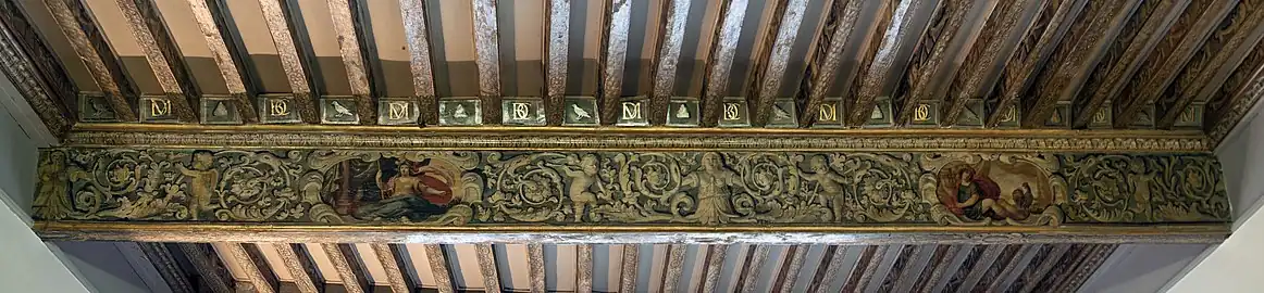 Ciron : plafond à la française.