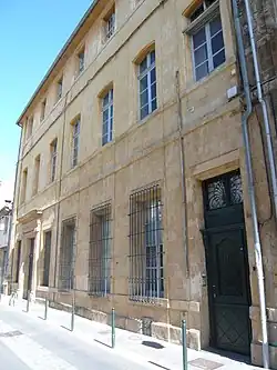 La Façade 3-3bis rue Goyrand.