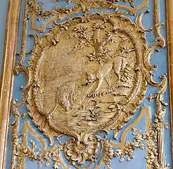 Cabinet des Fables. Détail des boiseries, "Le loup et l'agneau", dans les appartements des enfants du prince