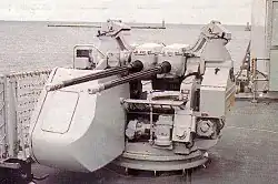 GCM-A à bord du HMS&nbsp;Battleaxe, une frégate Type 22 britannique