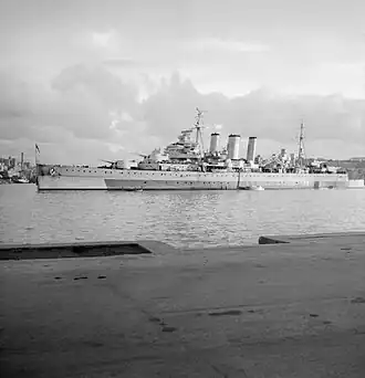 illustration de HMS Cumberland (57)