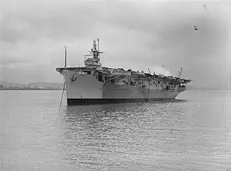 illustration de HMS Empress (D42)