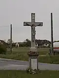 Croix en bois à Keszthely, Hongrie.
