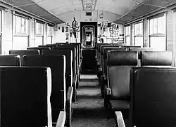 Intérieur 2e&nbsp;classe de la 790 Intercity.