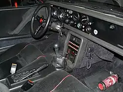 L'habitacle d'une version "Stradale" de 1985