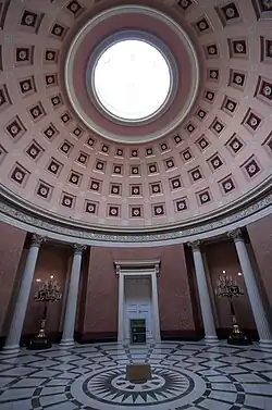 Salle rotonde, sous le dôme du musée