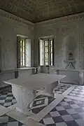 Intérieur de la laiterie.