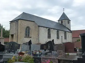 Le côté de l'église.