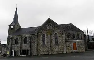 L'église paroissiale Saint-Pierre.