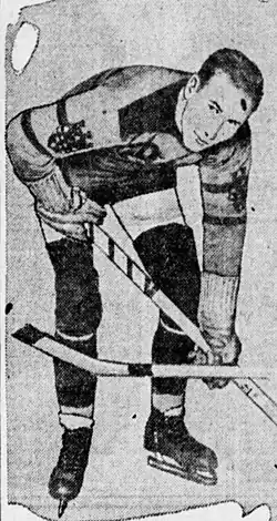 Description de l'image Harold Cotton, Nov. 1928 (cropped).jpg.