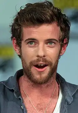 Description de l'image Harry Treadaway SDCC 2014 (cropped).jpg.