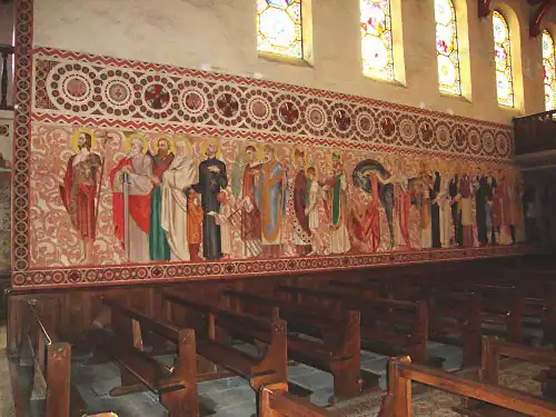 Fresques de la chapelle du Sacré-Cœur.