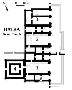 Plan du grand temple de Hatra, IIe&nbsp;siècle apr. J.-C. 1. iwan sud 2. iwan central 3. double iwan nord 4. édifice carré.