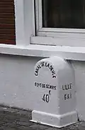 Borne sur l'ancien tracé du canal de la Deûle