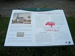 Panneau d'informations historiques.