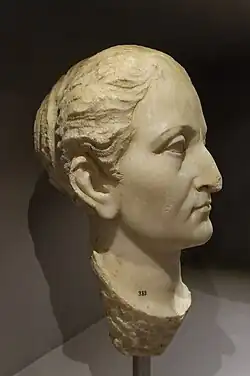 Femme romaine. Chersonèse, IIe&nbsp;siècle.