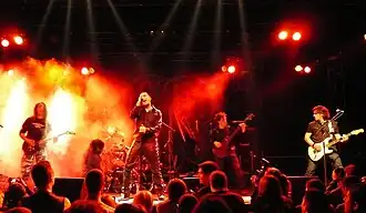 Description de cette image, également commentée ci-après