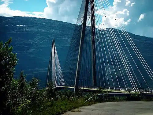 Le pont d'Helgeland près de Sandnessjøen.