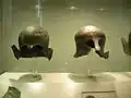 15151-15153 Casques de bronze de type corinthien, sanctuaire d'Olympie, VIIe et VIe&nbsp;siècles av. J.-C.