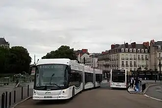 lighTram 218 et 214 à Duchesse Anne
