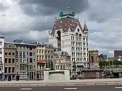 photo d'une tour historique