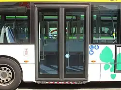 Des portes dotées de bords sensibles.