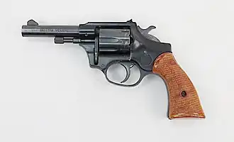 High Standard modèle "Sentinel" Deluxe (R-106).