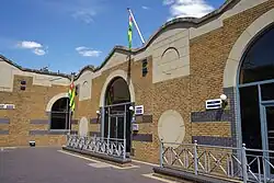 Haut-commissariat à Londres.